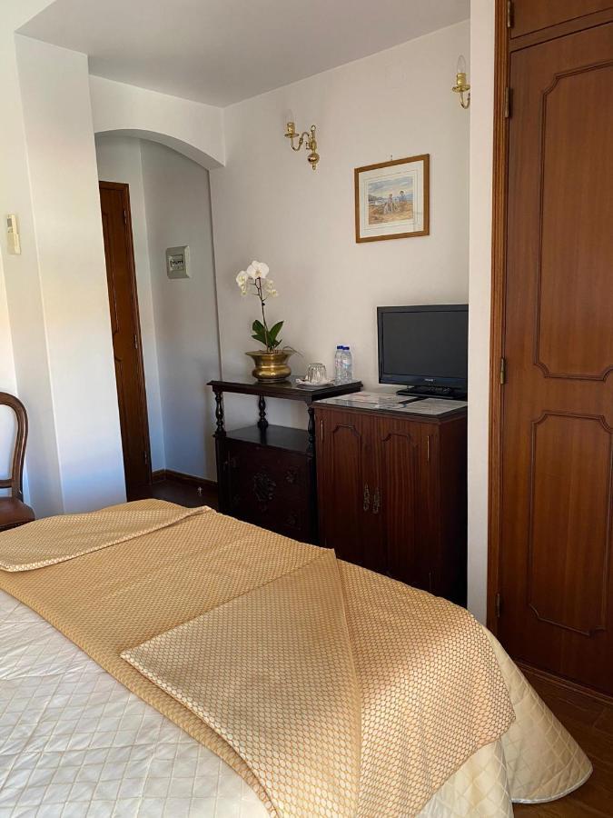 Guest House Toca Dos Grilos Estoril Luaran gambar